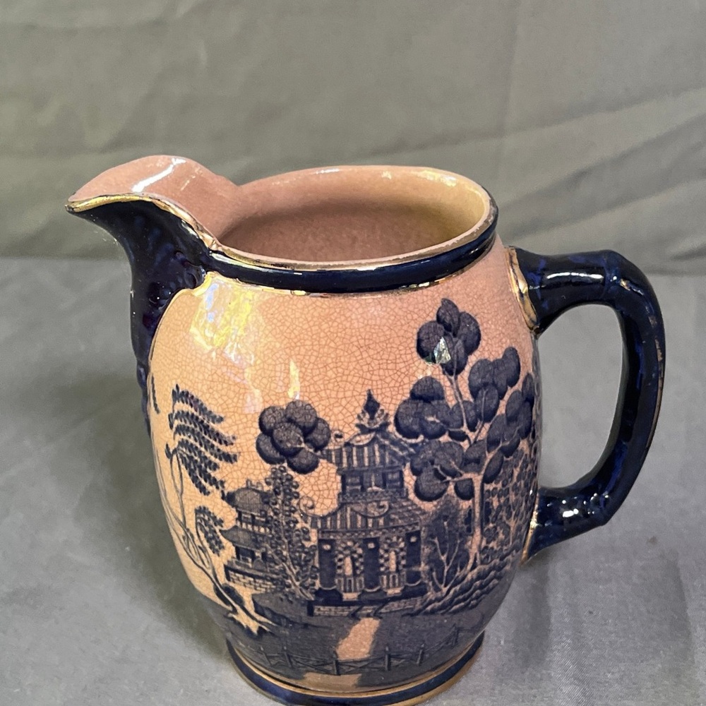 Buffalo Pottery Blue Willow pitcher